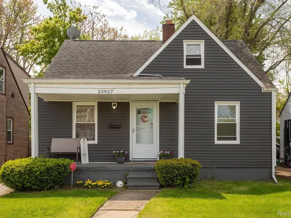 25927 Annapolis St, Dearborn Heights, MI 48125