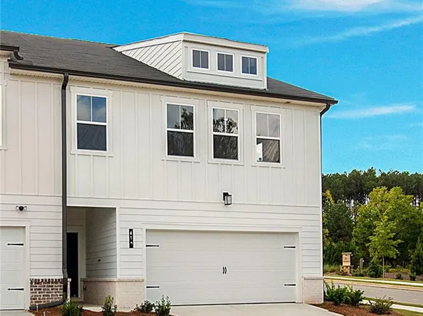 410 Point Place Dr, Loganville, GA 30052