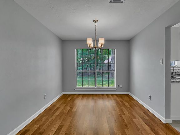 5th image of 15314 Hillside Park Way