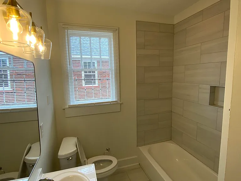 920 N Auburndale St — Photo 15