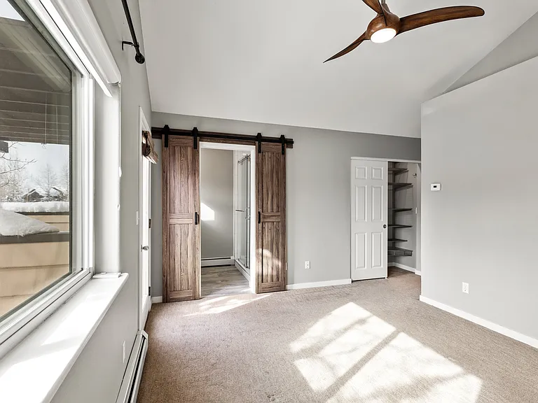 3450 Sunburst Ct — Photo 22