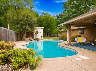1613 S Colonial Cir, Sallisaw, OK 74955