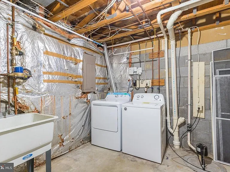 1334 E Spring Meadow Ct — Photo 17