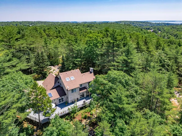 130 Mistic Avenue, Rockport, ME 04856