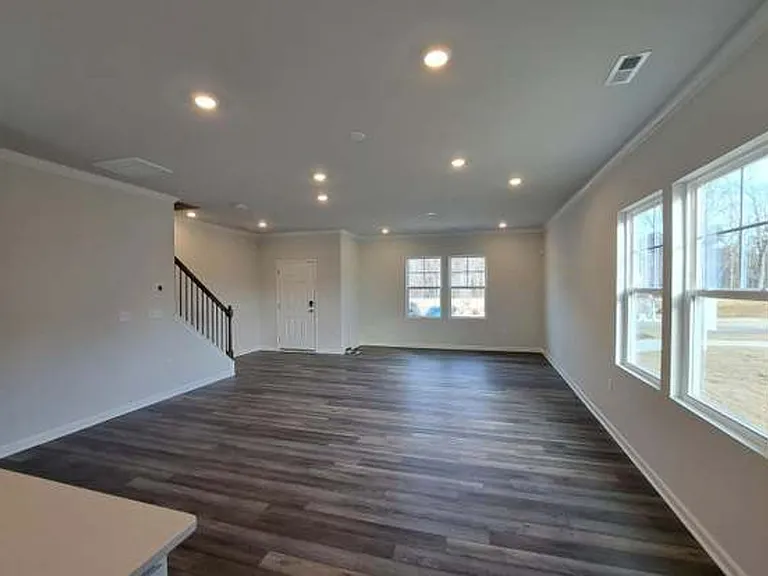 5364 Arkose Dr — Photo 4