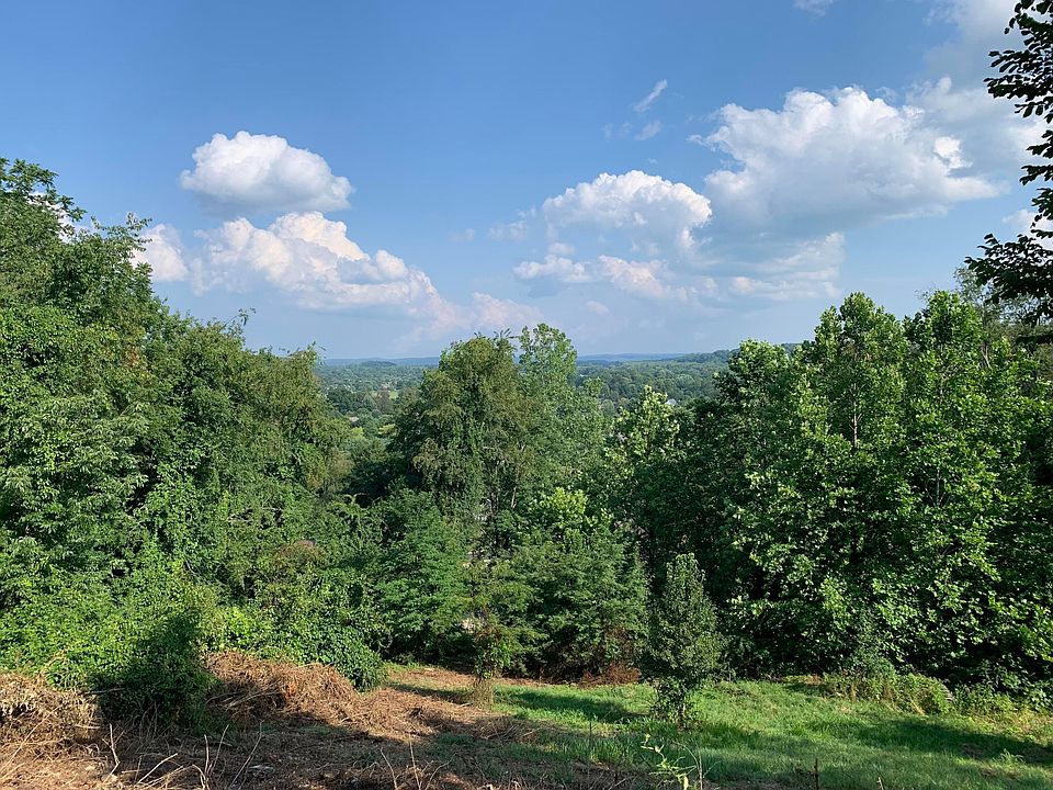 1st image of 417 Bryn Du Dr