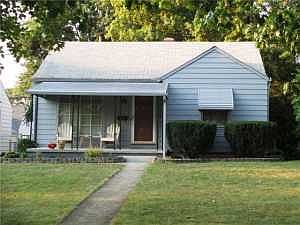 2nd image of 388 E Jeffrey Pl