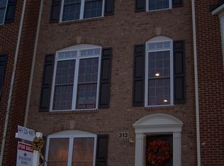 313 Helmsman Aly, Annapolis, MD 21401