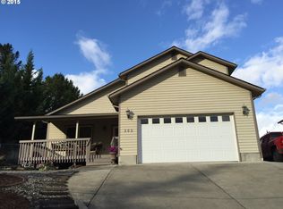 365 Chandler Dr, Roseburg, OR 97471