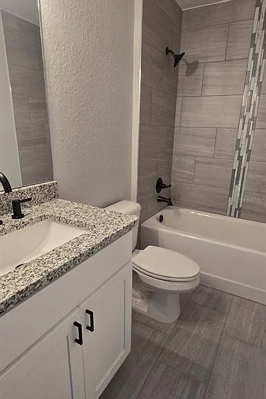 5545 SE 70th Ave — Photo 3