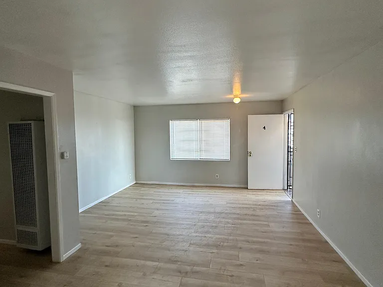 3120 W 113th St #3 — Photo 1