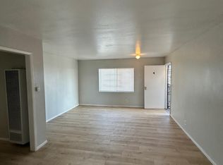 3120 W 113th St APT 3, Inglewood, CA 90303