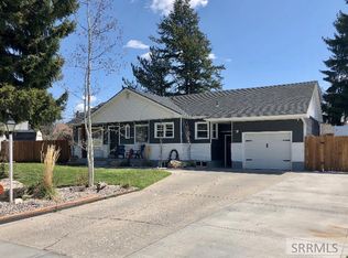 275 Chatham Dr, Idaho Falls, ID 83401