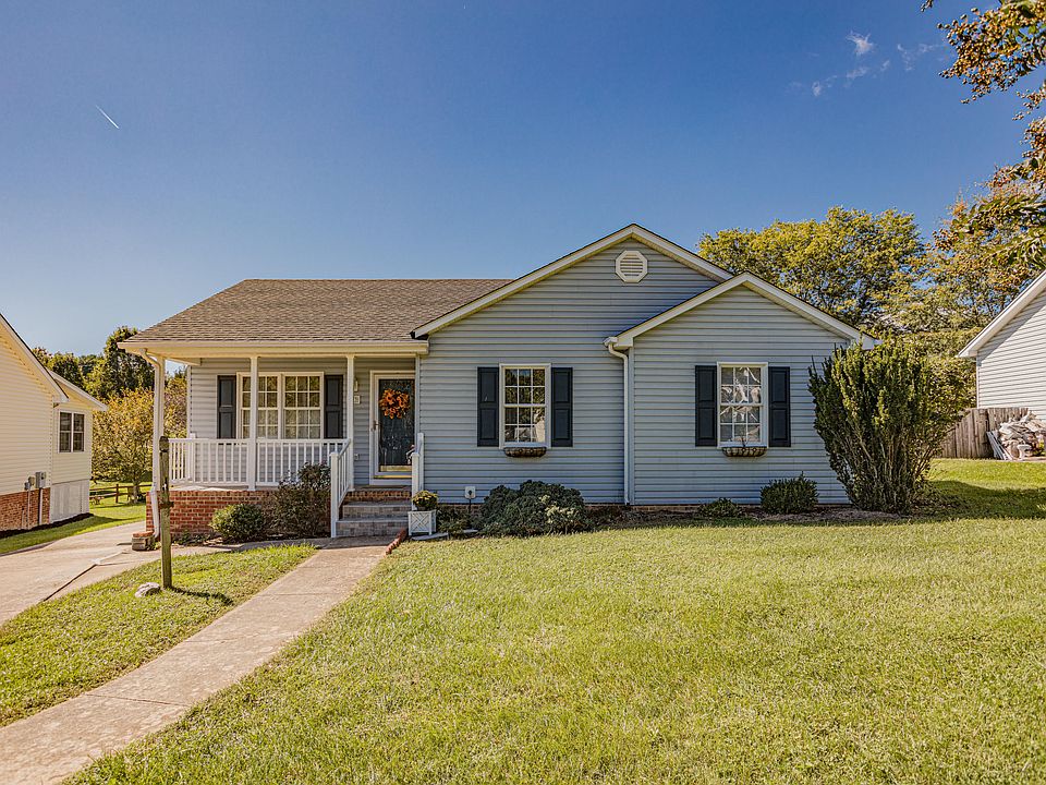 1st image of 233 Denny Ln