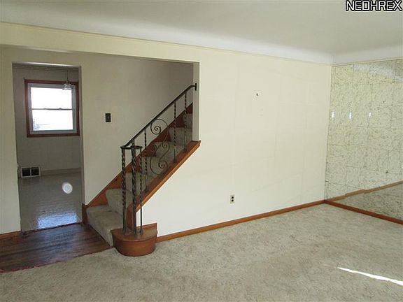 3rd image of 21151 Milan Ave
