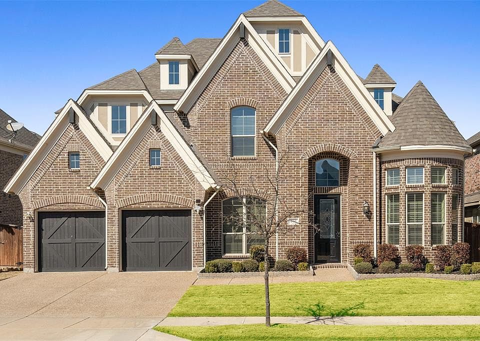 1st image of 901 Southern Hills Way