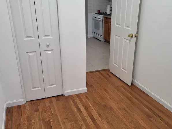 89 West 21st Street image 8 of 21