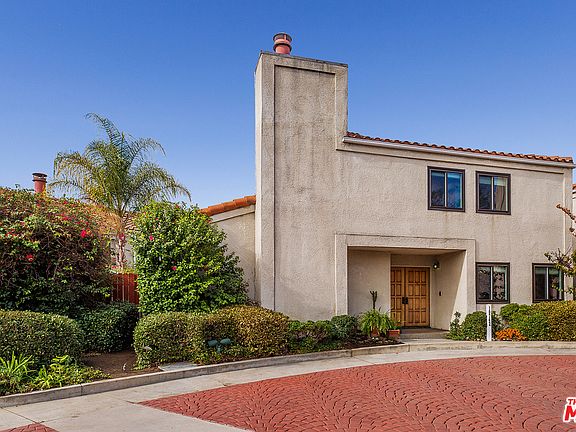 2nd image of 10742 National Blvd #14
