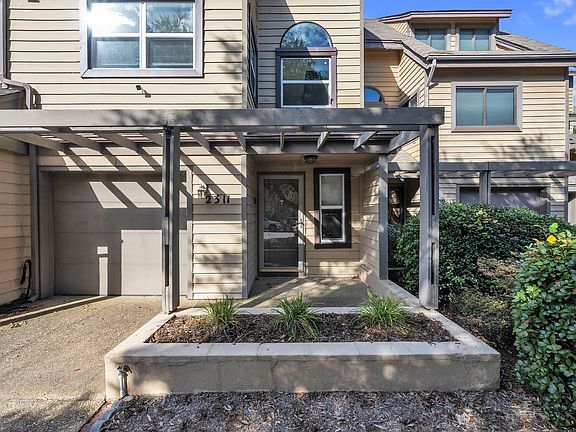 4th image of 2311 Kingbird Ln
