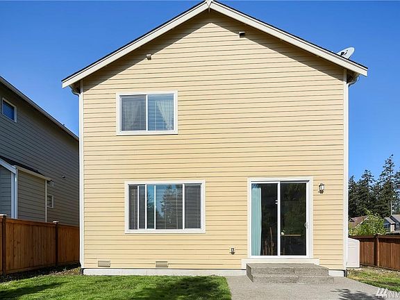 4th image of 8839 Jayden St NE