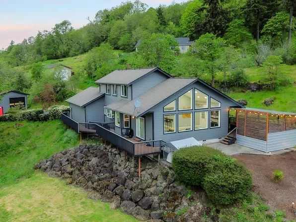 72 Bluff Road, Kelso, WA 98626