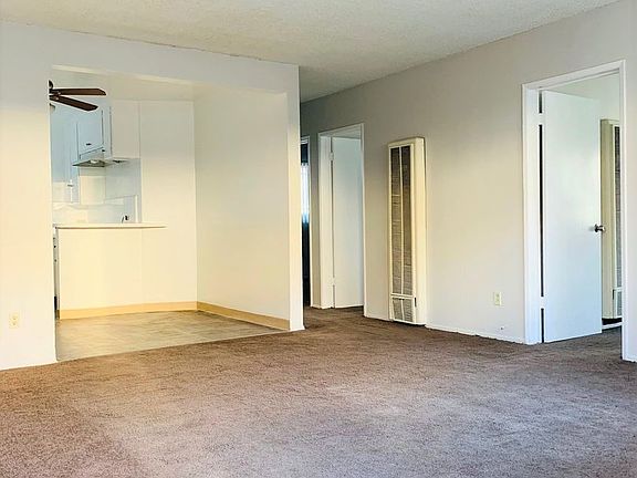 2nd image of 821 Glenway Dr #1