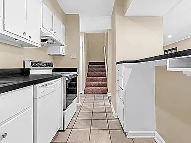 3967 Grahamdale Cir #B — Photo 4