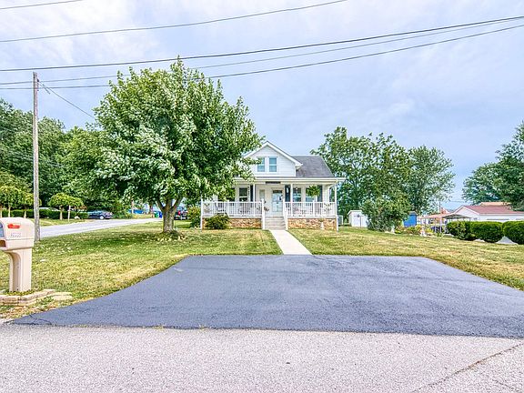 2nd image of 2095 Geneva St