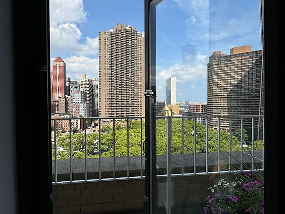 2nd image of 333 E 34th St APT 16L