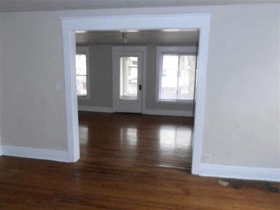 formal dining room w/ harwood floors