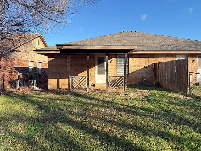242 Barrett Pl — Photo 22
