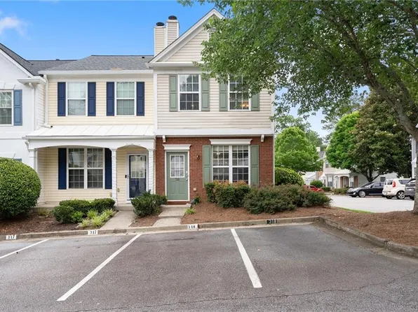 318 Devonshire Dr, Alpharetta, GA 30022