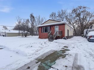 231 Going St, Pontiac, MI 48342