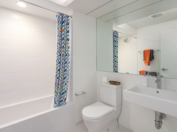 5th image of 400 Grove St Unit 302