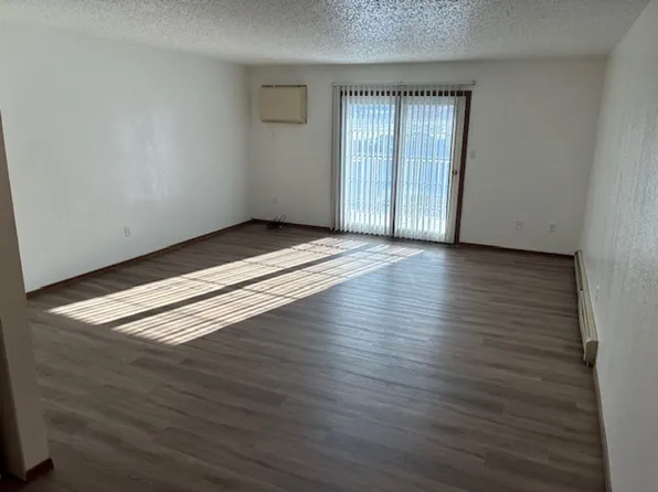 Grandview 1720, 1720 N Grandview Ln #204, Bismarck, ND 58503