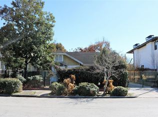 702 E 19th St, Houston, TX 77008