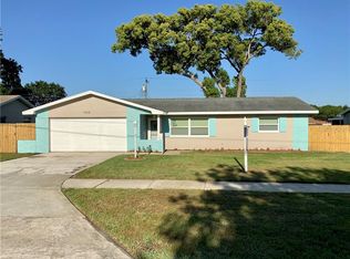 8935 Ridge Rd, Seminole, FL 33772