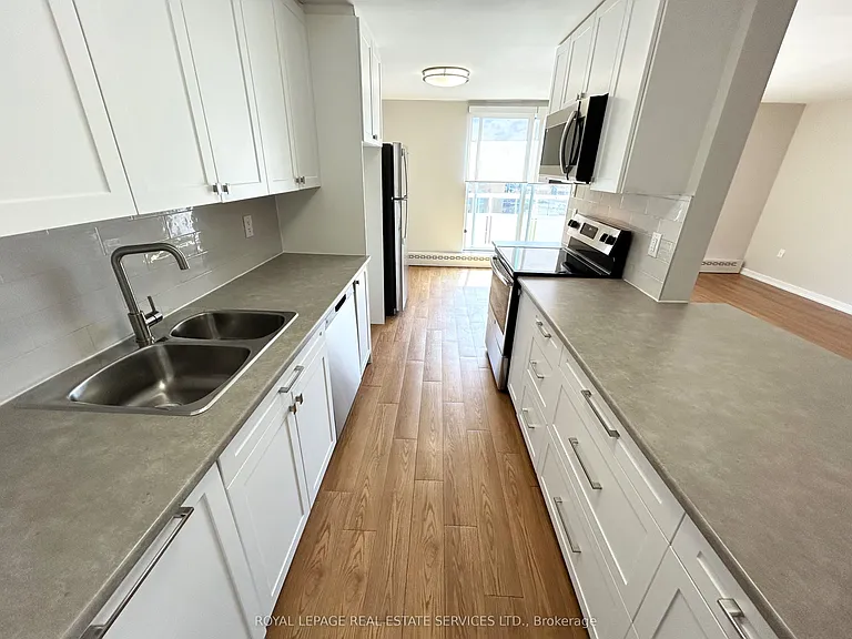 10 Overlea Dr #1107 — Photo 5