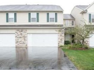 819 Amelia Ct, Grayslake, IL 60030