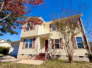 216 Savannah Garden Dr, Carthage, NC 28327