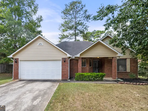 2129 Green Tree Ct, Lithonia, GA 30058