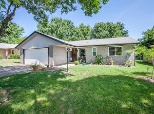 104 E Ithica Pl, Broken Arrow, OK 74012