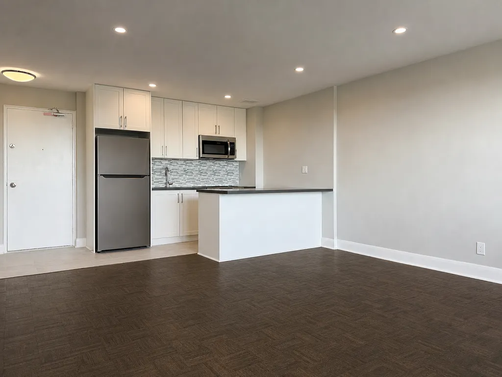 2700 and 2702 Lawrence Ave, E. — Photo 3