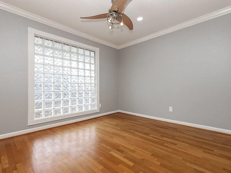 2919 Wentworth St #D — Photo 20