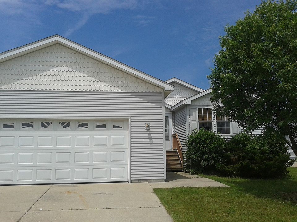 2nd image of 16178 Derby Cir