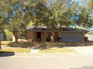 700 Garner St, Beeville, TX 78102