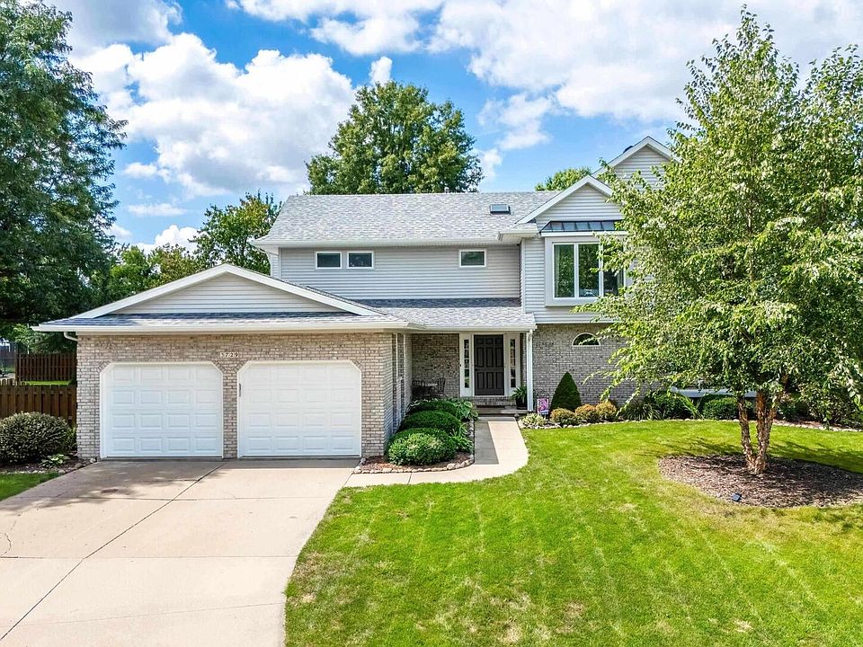 1st image of 3729 Deer Springs Dr
