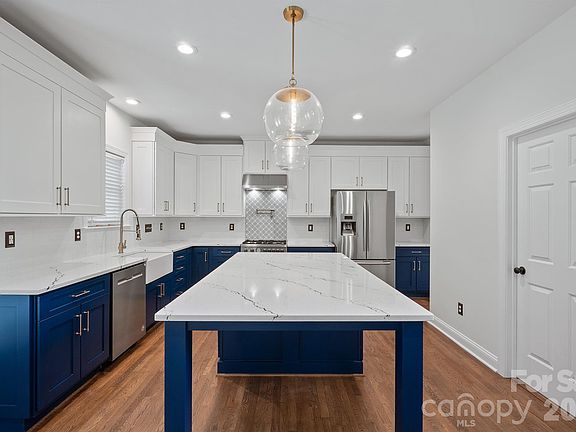 5th image of 14506 Harvington Dr