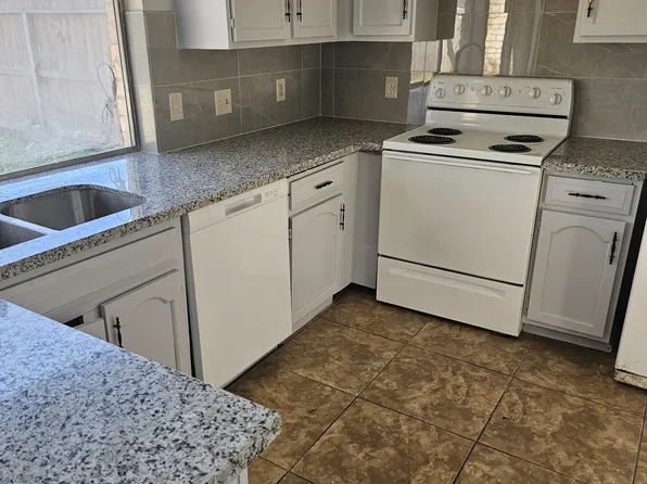 2411 Stillmeadow Dr, Missouri City, TX 77489