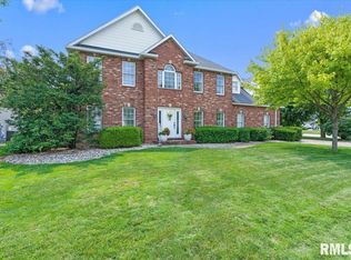 5001 Foxfire Ct, Springfield, IL 62711